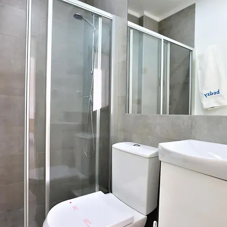 - Mar - Private Outdoor Jacuzzi - Wifi & Airco - By Bedzy Hébergement de vacances Albufeira