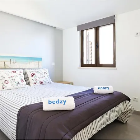 - Mar - Private Outdoor Jacuzzi - Wifi & Airco - By Bedzy *