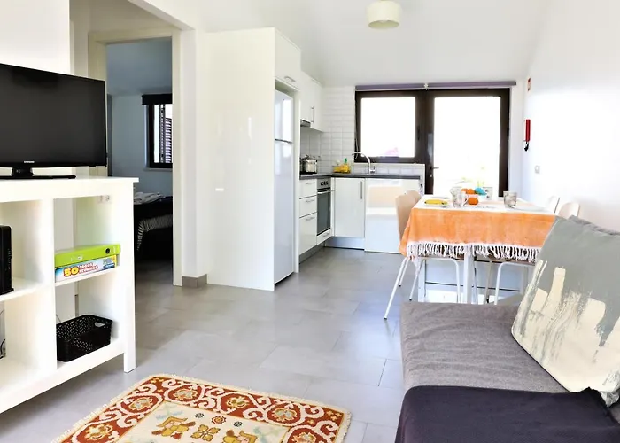 - Mar - Private Outdoor Jacuzzi - Wifi & Airco - By Bedzy Ferienhaus